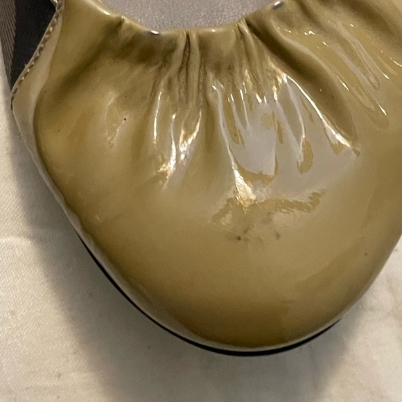 Burberry Nova Check Patent Leather Ballet Flats Sz 37 - Picture 3 of 7